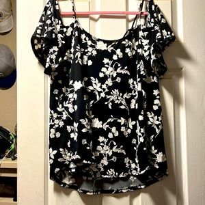 PLUS Papermoon Off-Shoulder Floral Top